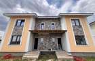 DUPLEX SPATIOS , MOSNITA NOUA, BUCATRIE INCHISA, 125MP UTILI - 1