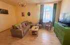 Proprietar inchiriez apartament 3 camere Traian 100mp - 1
