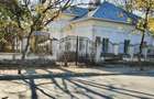 Casa de vanzare in Draganesti Olt cu 3032 mp teren - 2