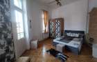 Vand apartament 3 camere,zona linistita,paracare gratis in fata curtii - 1