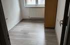 Apartament cu 3 camere semidecomandat în Central - 1