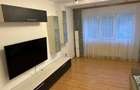 Proprietar - inchiriez apartament cu 3 camere, decomandat, etaj 1- Calea Girocului - 10