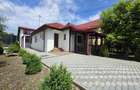 Casă renovată cu 6 camere, teren 557 mp – Berceni, Prahova - 1