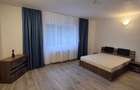 Inchiriez apartament 3 camere Central - 1