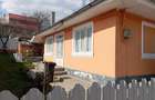 Casă cu 3 camere cu Teren 250 Mp în Central - 2