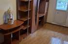 Proprietar inchiriez apartament cu doua camere decomandat