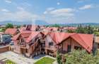 Pensiune, casa sau ambele? Proprietate unica in Rasnov, Brasov, Comisi - 12