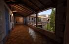 Apartament cu doua balcoane, bucatarie, baie, 3 camere - 1