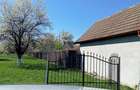 PROPRIETAR. vand teren, 2030 mp. Intravilan - 2