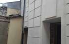 Casa de vanzare pe calea mosilor - 3