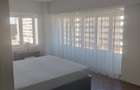 Inchiriez apartament 2 camere decomandate ultracentral Bacau