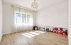 Apartament spatios 3 camere, garaj si boxa, zona de case – Complex Studentesc