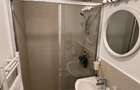 Inchiriez apartament 2 camere,etaj 2 din 4, zona foarte buna in Brasov,prima inchiriere