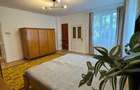 Apartament cu intrare separata, parter, curte si parcare