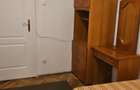 Camera in apartament de 4 camere pentru inchiriat !