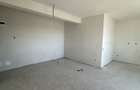 Apartament cu 2 camere, semidecomandat, 45mp, zona Intre Lacuri