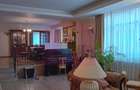 Eleganță, spațiu și confort într-o vilă deosebită, în inima Piperei - 12