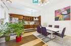 Apartament spa?ios pe strada Me?ianu - 13