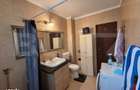 Apartament decomandat cu terasa si parcare, 2 camere, zona de case, Fl - 6