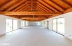 Special property de 1,152 mp de vanzare in Onesti cartier Borzesti - 5