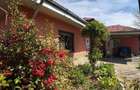 De vanzare casa cu 3 camere la 5 minute de Roman,teren de 600mp,58000e - 5