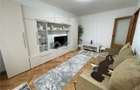 Apartament spatios cu 3 camere, Str. Scoala de Inot