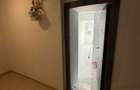 Apartament cu 3 camere , cu loc de parcare subteran ,metrou pacii.