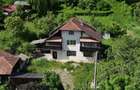 Vanzare vila + teren 1584 MP Targu Neamt central - 2