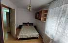Vand apartament cu 2 camere semidecomandat -Zona Fortuna Vlaicu,etaj 4 4 direct de la proprietar.
