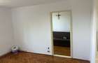 Apartament cu 3 camere nedecomandat în Micro 1 - 8