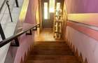 km 4-vila cu spatiu comercial si un apartament duplex