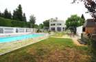 Vilă individuala superba cu 7 camere si piscina exterioara - 1