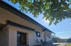 Casa/vila de vanzare Paule?ti - 10