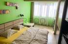 RECO Apartament 3 camere, zona Cantemir, decomandat, etaj 5