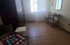 Proprietar, vand apartament 2 camere etaj 3 - 5