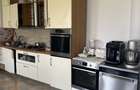 Urleta - casa - teren 400mp - 160000 Urleta - casa - 150000 Euro