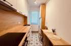 Inchiriez apartament 2 camere,etaj 2 din 4, zona foarte buna in Brasov,prima inchiriere