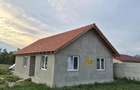 Casă cu 2 camere cu Teren 750 Mp în Chizătău - 2