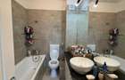 Apartament cu 2 camere, balcon, terasa parcare exterioara BACIU PETROM