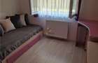 Dambovita 3 camere Decomandat etaj 4 - 17
