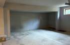 Apartament 3 camere de vanzare, Tractorul, parcare subterana - 9