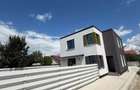Casa noua de vanzare tip duplex in oras comunitate privata - 3