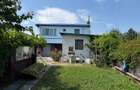 Casă cu 4 camere în Ciolpani - 2