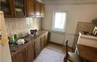 3 camere decomandat cu 2 bai centrala bloc mansardat cu loc de parcare