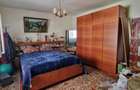 Casa zona Strand cu anexe si gradina mare cu vie si pomi fructiferi. Direct de la proprietar!