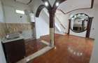Piata Unirii, Calea Calarasilor, PROPRIETAR, vand casa P+M, 4 camere - 9