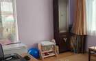 De vanzare - apartament cu 3 camere ?i curte