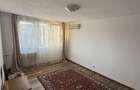 Apartament cu 3 camere decomandat în Apusului - 3
