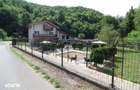 Vand casa P+E+M in Govajdia, la 14km de Hunedoara, teren 1100mp, garaj