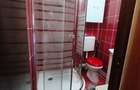 Vand apartament trei camere zona centrala, Mioveni, doua balcoane, doua bai, liber - 8